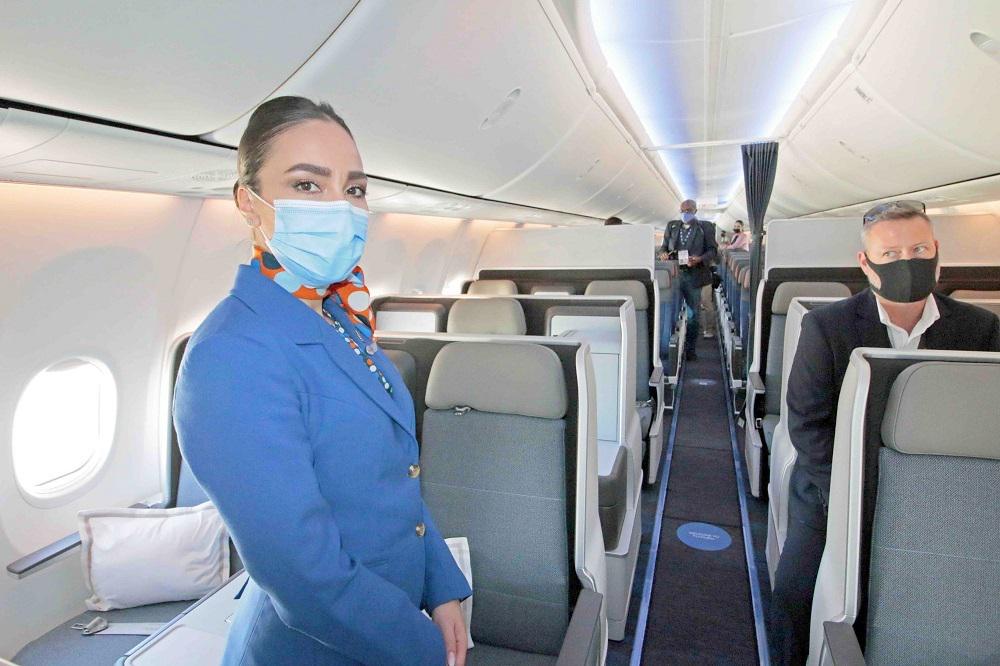 南アフリカ航空機ガラス細工就航記念激レア客室乗務員パイロットエアライン好きな方 南アフリカ航空機ガラス細工就航記念激レア客室乗務員パイロット